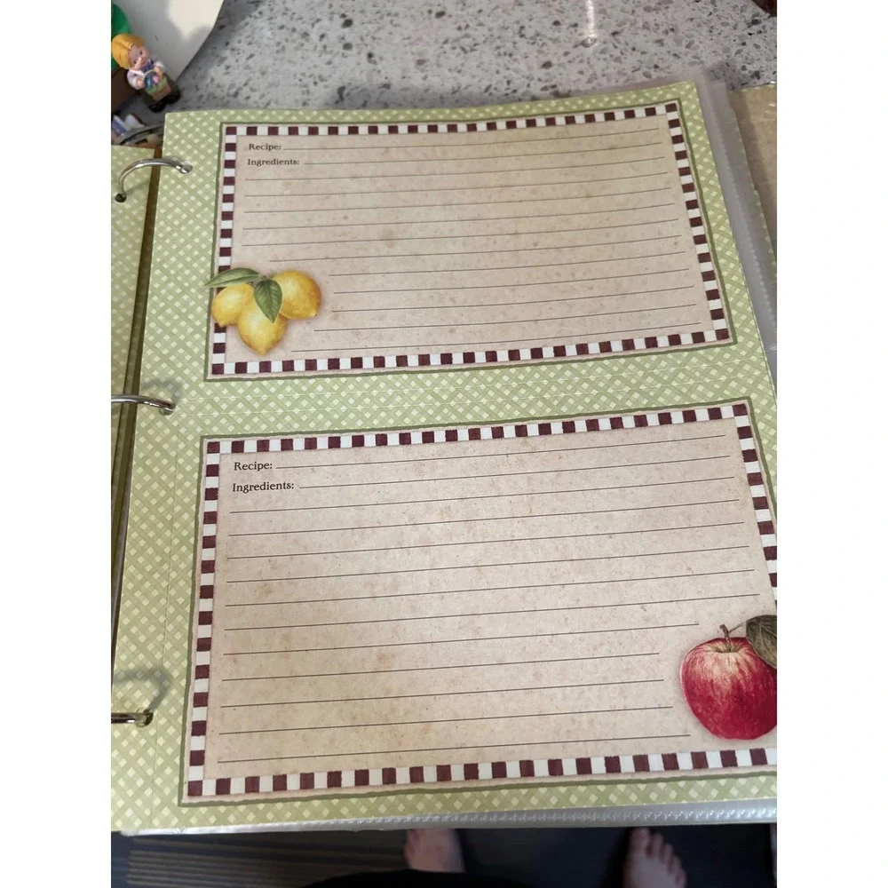VTG Recipe Binder Keeper Organizer Cookbook Storage Kitchen Recipes Stickers